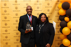 Dr. Adams Accepting HSSU Award